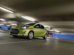 Toyota Prius c 2015 года